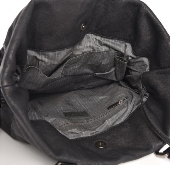 💎✨ XTRA LARGE ✨💎 CHANEL TOTE AUTHENTIC - Picture 5 of 10